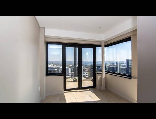 2 BEDROOM APARTMENT FOR SALE IN SANDOWN